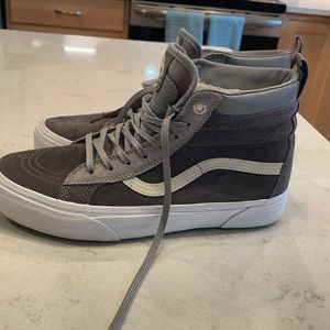 Vans High Top Fleece Lined Sneaker